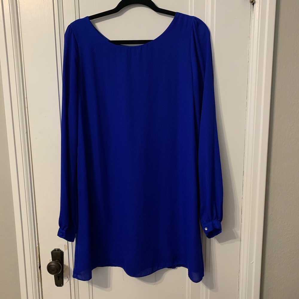 Blue long sleeve shift dress